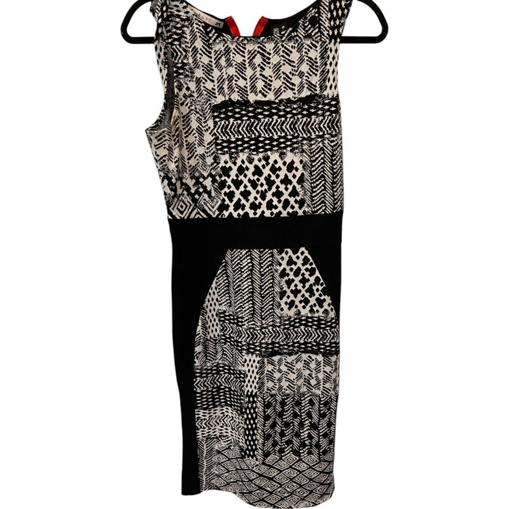 Yoana Baraschi Sheath Dress Women Size Medium Black White Knee Length Sleeveless